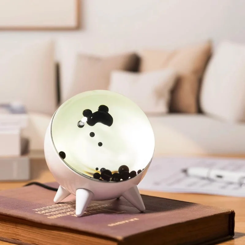 Trådløs Højttaler med Ferrofluid Display – Visuel Musikoplevelse