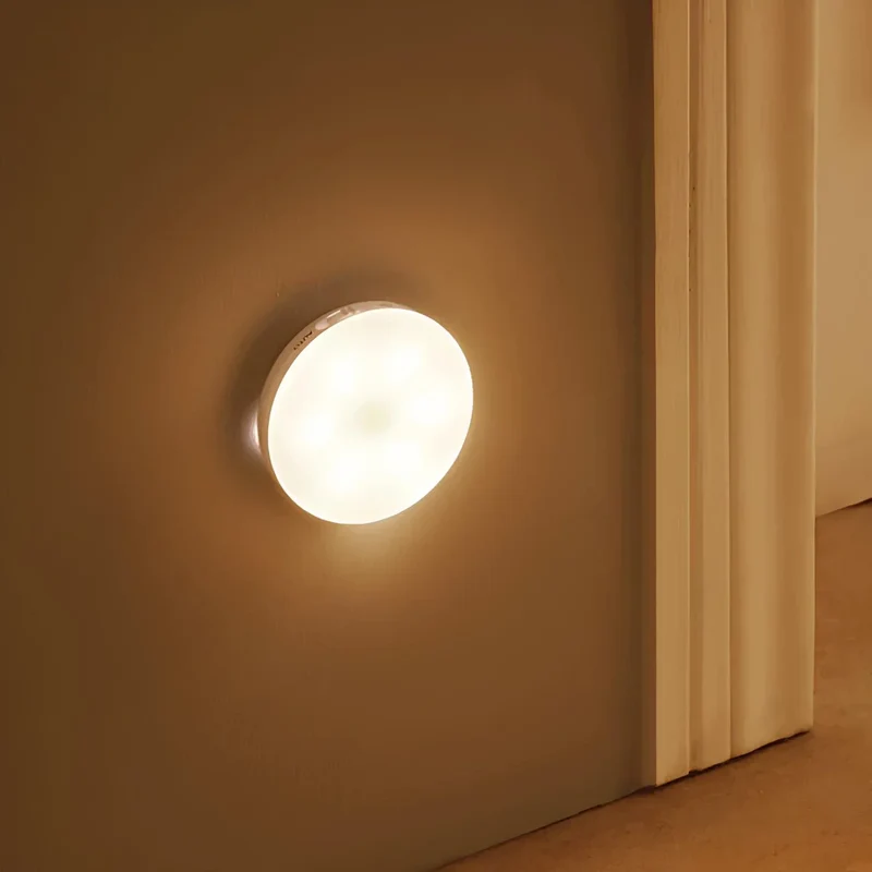 Smart LED Natlys med Bevægelsessensor – Energibesparende