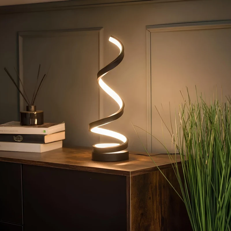 Elegant LED Bordlampe med Justerbar Lysstyrke og Design
