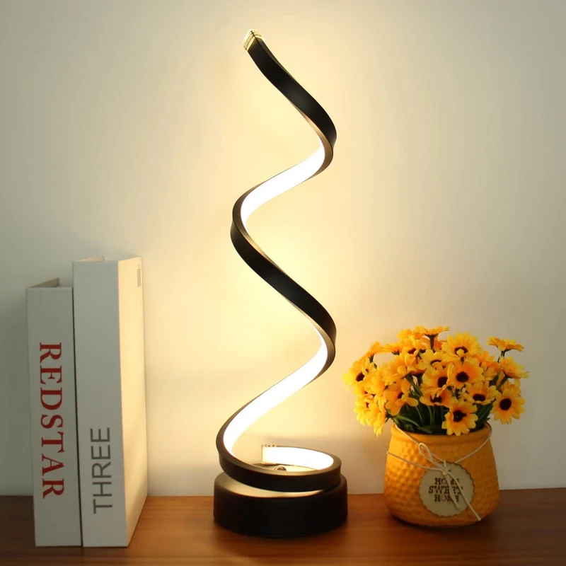 Elegant LED Bordlampe med Justerbar Lysstyrke og Design