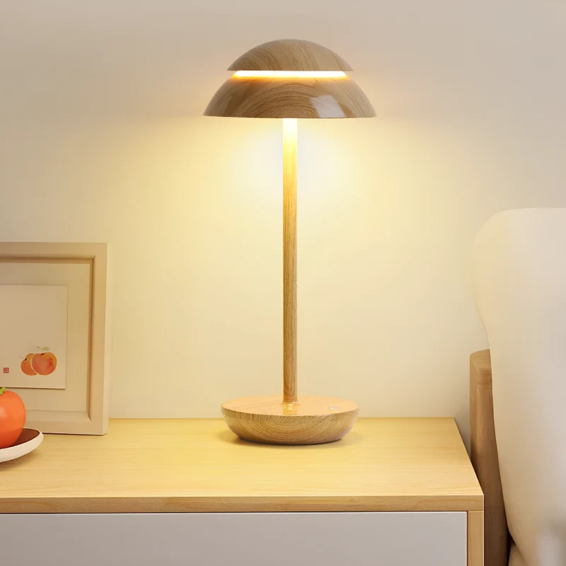 Stilren Trådløs Bordlampe i Metal med Justerbar Lysstyrke