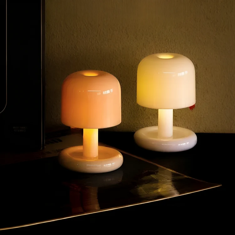 Bærbar Bordlampe med Blødt Lys og USB Opladning