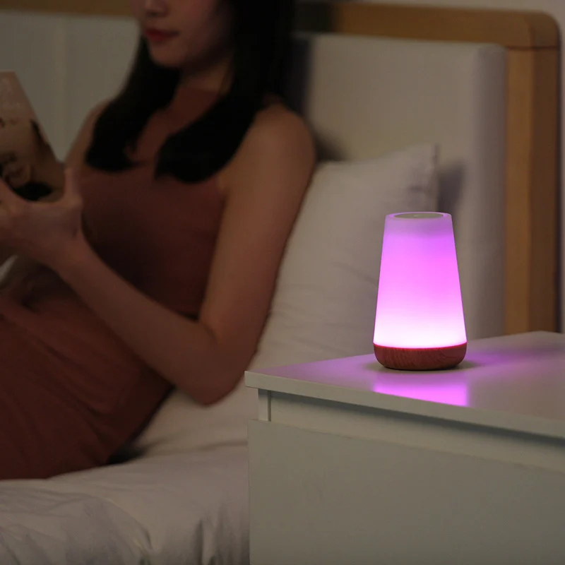 Berøringsstyret LED Natbordslampe med Justerbar Lysstyrke