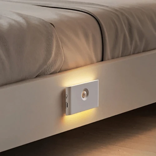 GlowStep – LED natlamper med bevægelsessensor, USB-opladning og blødt, varmt lys