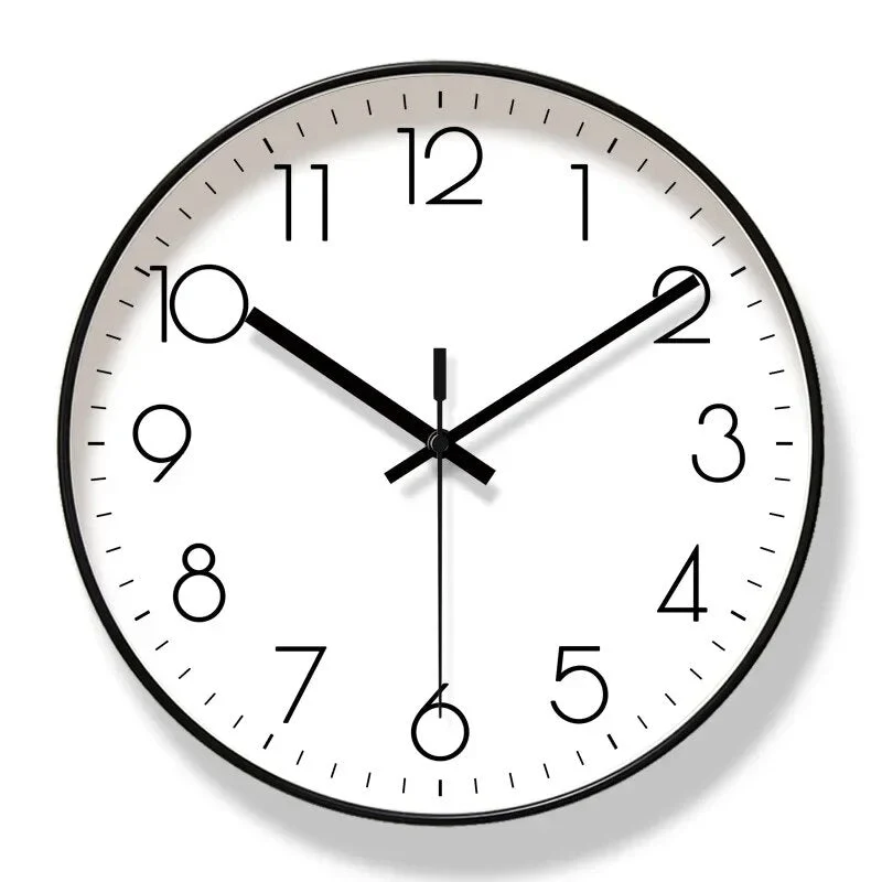 Minimalistisk vægur med præcise bevægelser til moderne hjem