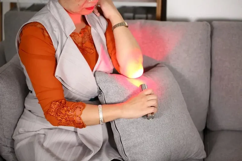 Effektiv LED Lysbehandling til Ledsmerter – Hurtig Lindring
