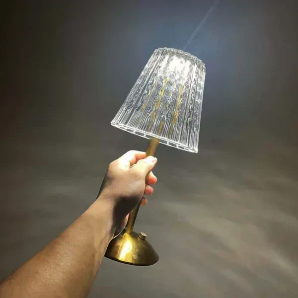 Elegante Trådløs Bordlampe med Justerbart Lys - GlowFusion