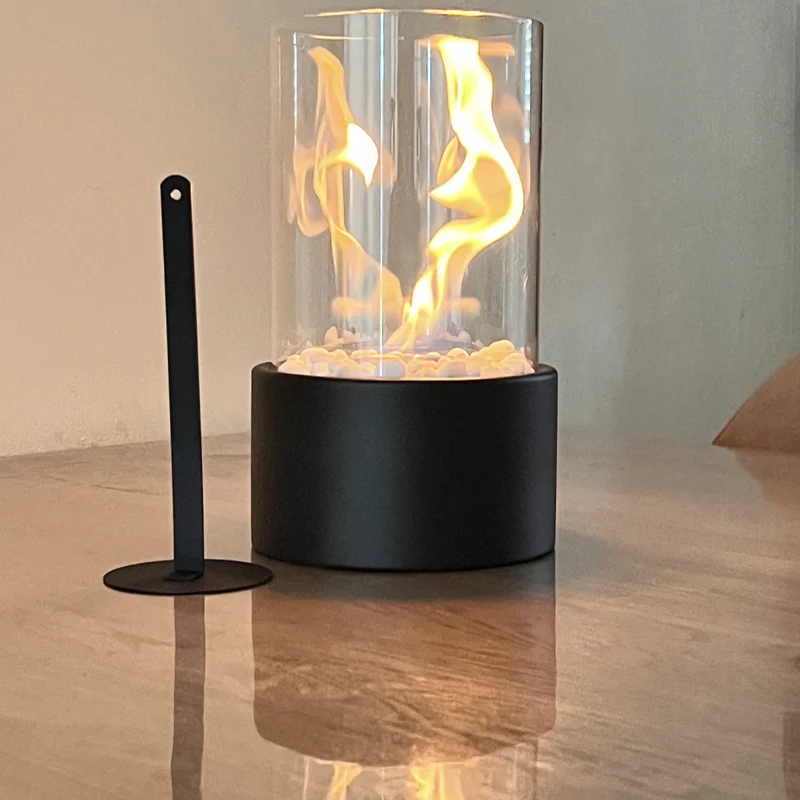 Elegant Oljelampe med Tidløs Atmosfære til Dit Hjem