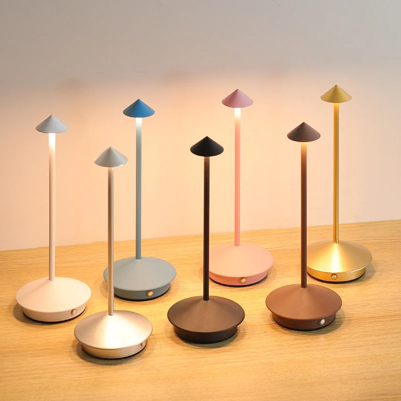 Elegante kabelløse LED-lampe til indendørs og udendørs brug