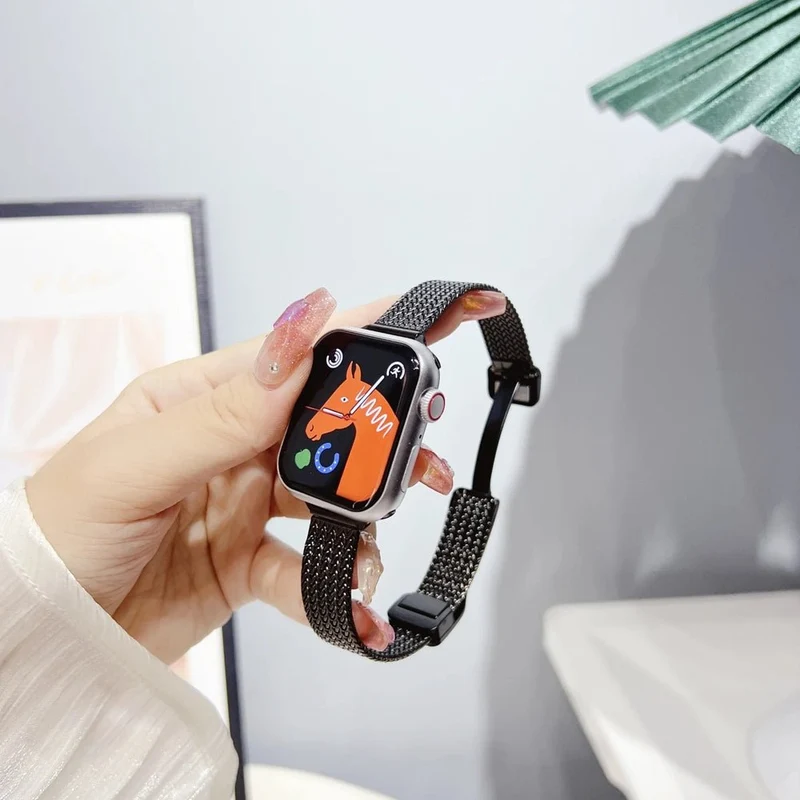 Ultra-tyndt armbånd i rustfrit stål til Apple Watch for elegant brug