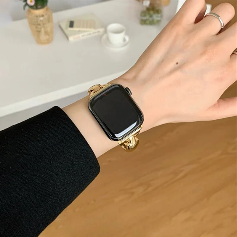 Elegant rustfrit stålarmbånd til Apple Watch til hverdag og fest