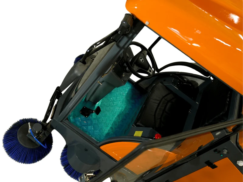 Kehrmaschine mit Kabine Graefer KM180-PRO inkl. Hochdruckreiniger
