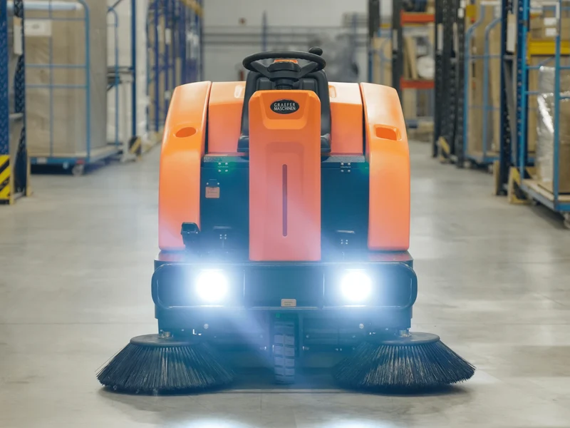 Aufsitz-Kehrmaschine Graefer KM120-PRO