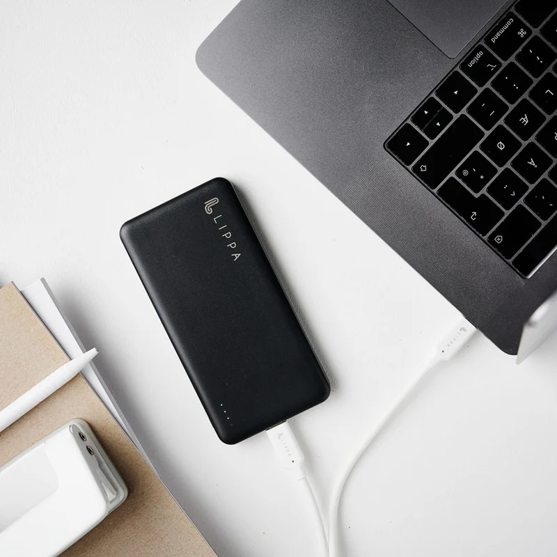 Lippa 10.000 mAh powerbank 18W USB-C PD og QC USB-A output, Sort