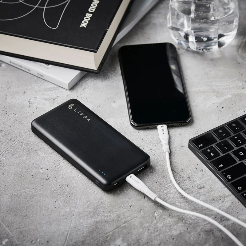 Lippa 10.000 mAh powerbank 18W USB-C PD og QC USB-A output, Sort
