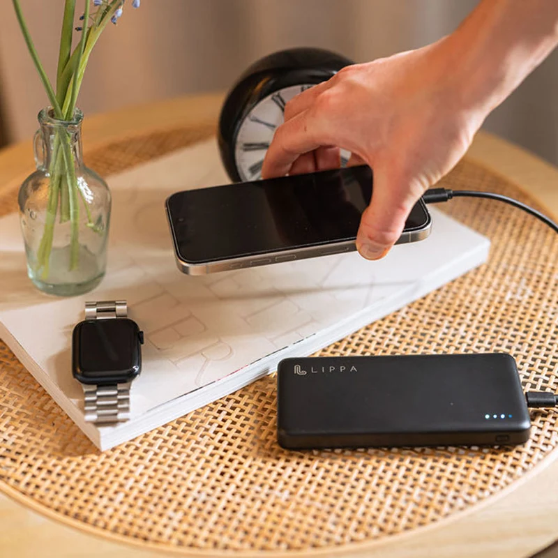 Lippa 10.000 mAh powerbank 18W USB-C PD og QC USB-A output, Sort