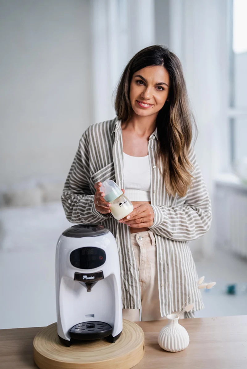 Momini Milk Formula Elite - Automatisk mælkemaskine til modermælkserstatning
