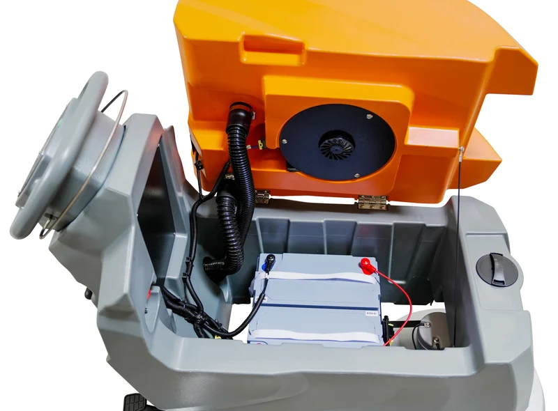 Scheuersaugmaschine, Putzmaschine Graefer SM55F-PRO mit Fahrantrieb