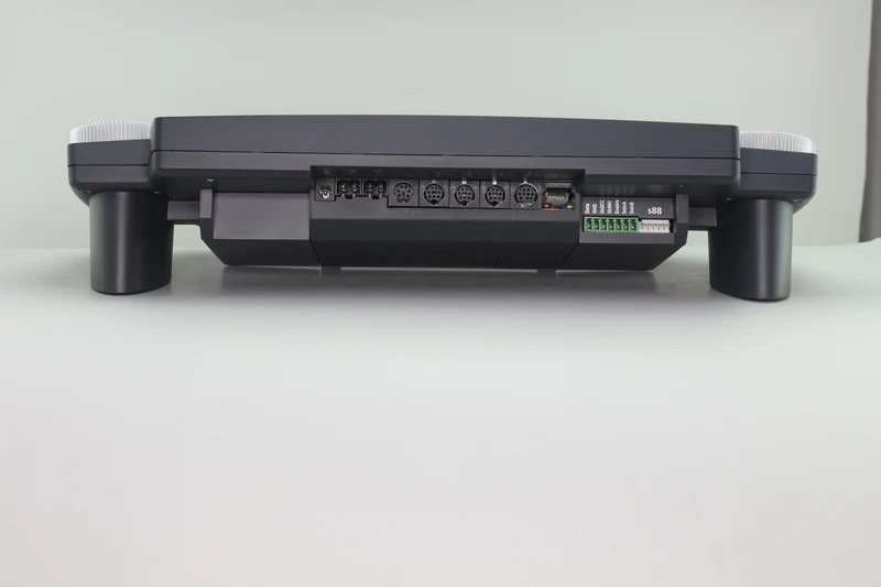 ESU 50220 ECoS Command Station (6A)