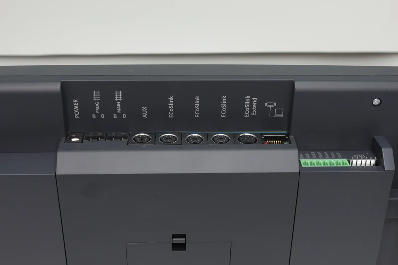 ESU 50220 ECoS Command Station (6A)