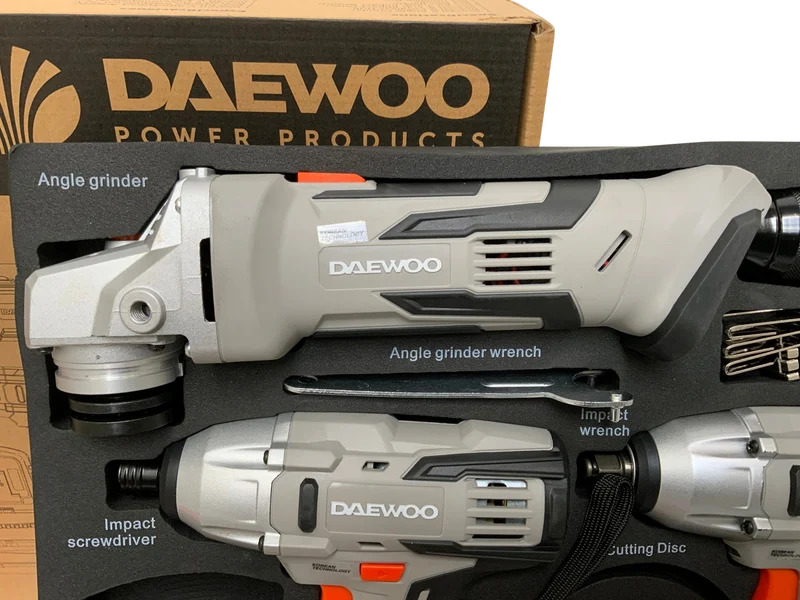 Daewoo Power-Tool Set 4 in 1