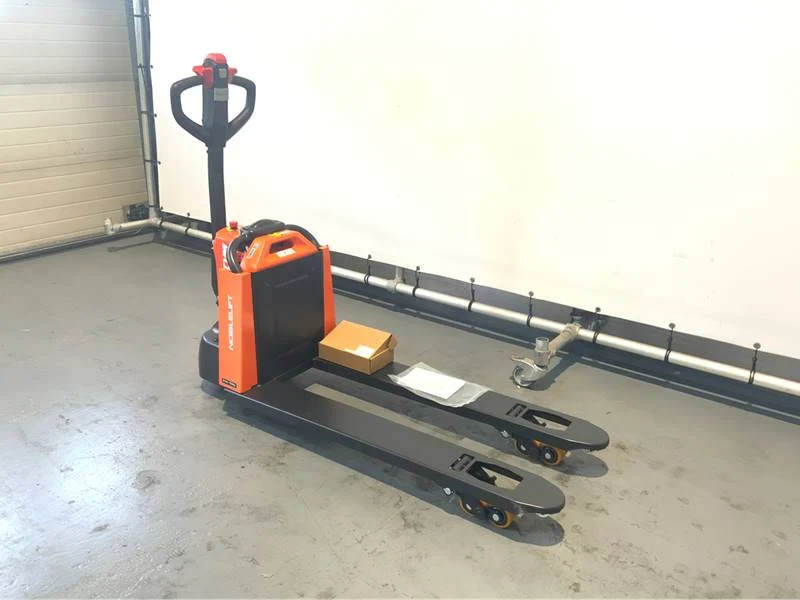 Elektrohubwagen Noblelift PTE15Q 24V 20Ah, Tragkraft 1.500 kg, Gabellänge 1.150mm