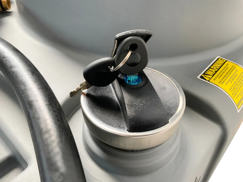 200L Dieseltank mit Leistungsstarker Dieselpumpe und Zapfhahn