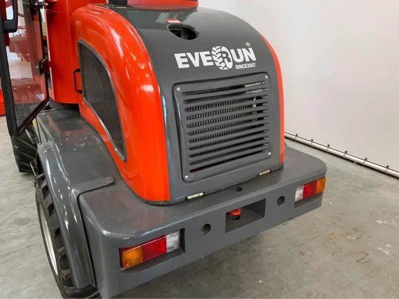 Radlader Hoflader EVERUN Modell ER 08 4WD
