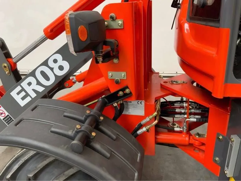 Radlader Hoflader EVERUN Modell ER 08 4WD
