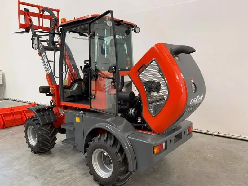 Radlader Hoflader EVERUN Modell ER 08 4WD