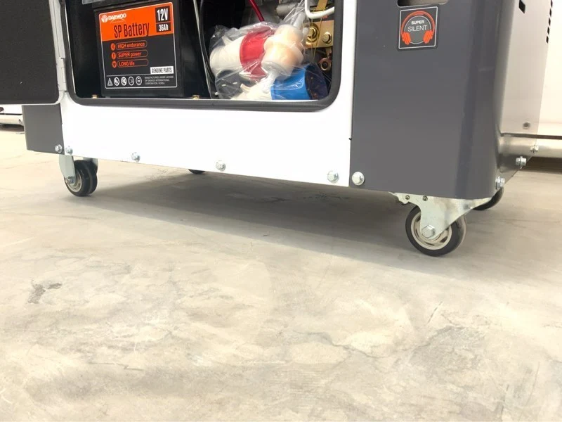 Stromgenerator / Notstrom Daewoo DDAE10500DSE-3G mit 8.1kvA - Diesel