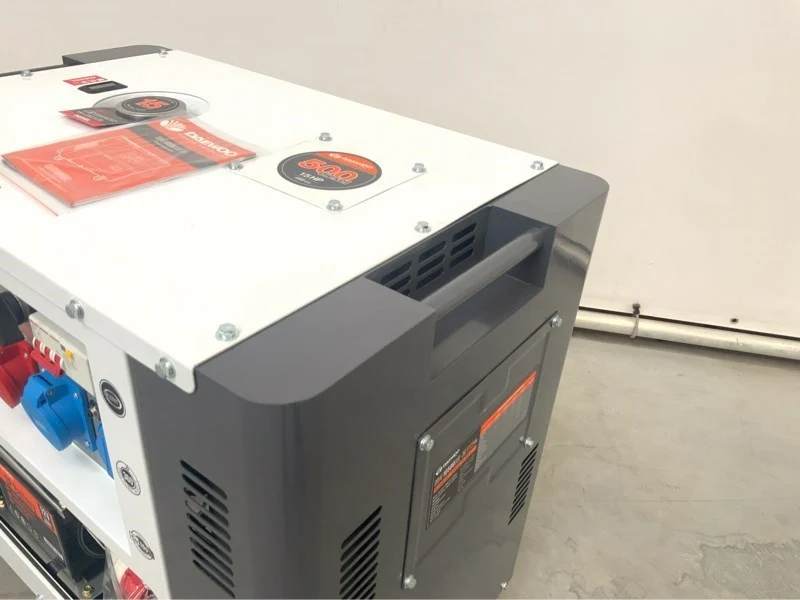 Stromgenerator / Notstrom Daewoo DDAE10500DSE-3G mit 8.1kvA - Diesel