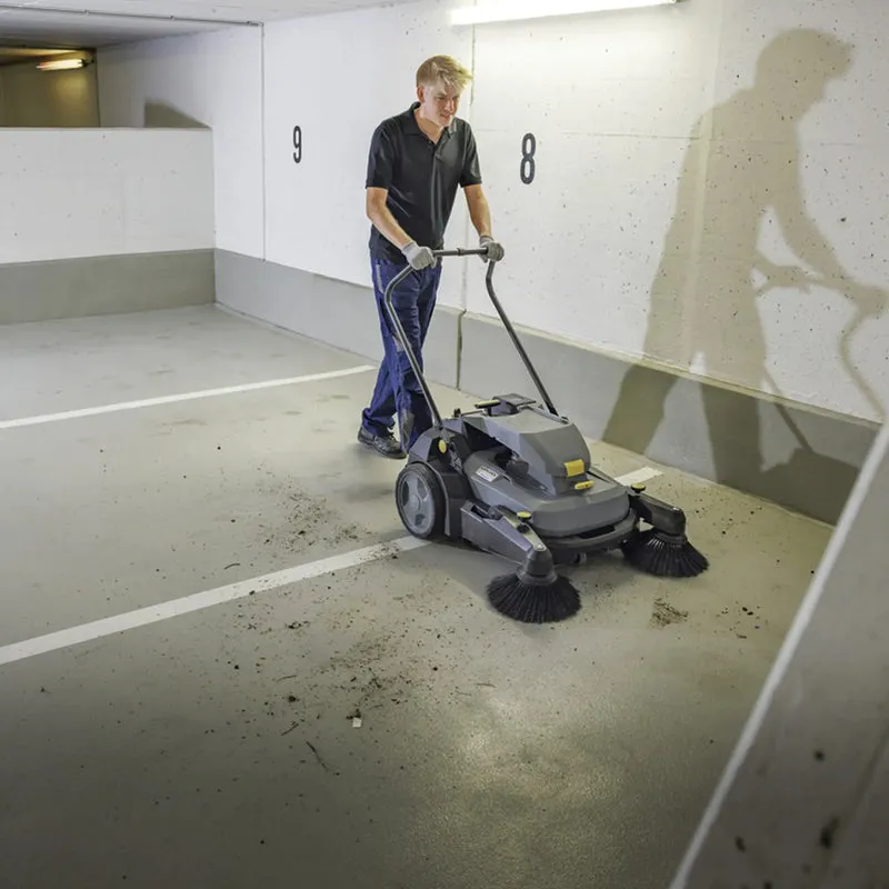 Sweeper Kärcher KM 70/30 C BP 2SB 36V