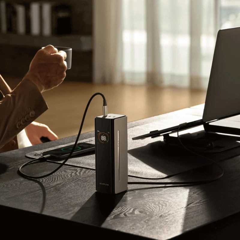 Ecoflow Rapid Pro Power Bank 27650mAh 300W c/Cabo Integrado de 140W