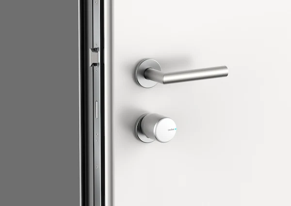 Tedee Smart Lock Pro em Branco - Fechadura Inteligente Bluetooth