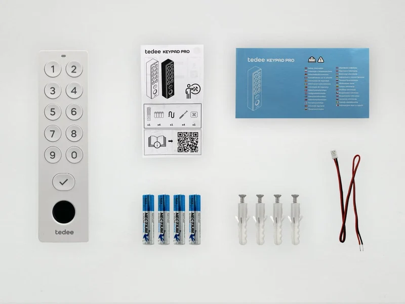 Tedee Pro Teclado Branco Biométrico - Keypad com Códigos + Impressão digital