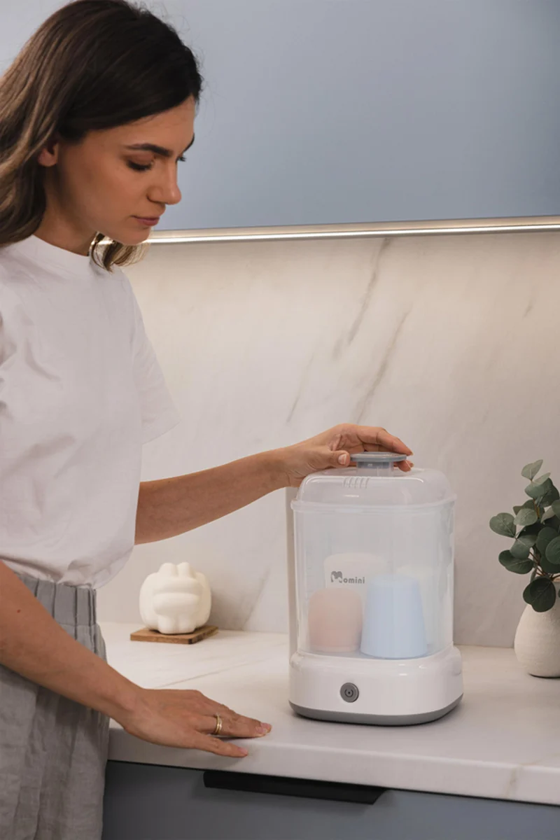 Momini QuickSteam - Flaskesterilisator til sutteflasker