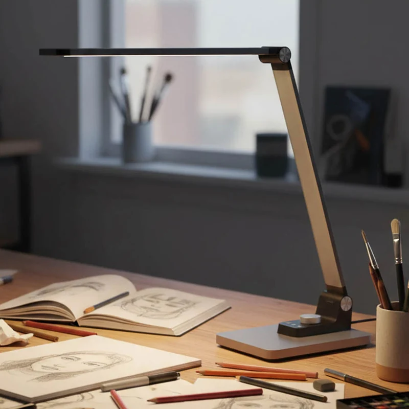 Lippa LED slim aluminium skrivebordslampe, Sølv