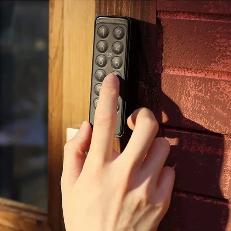 SwitchBot Teclado numérico com impressão digital Bluetooth