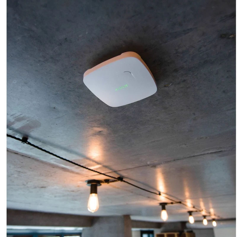 Detector de fumo e sensor de temperatura Branco Plus - Ajax Fireprotect Plus