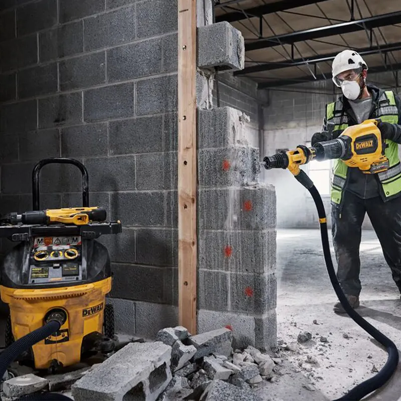 Solid/liquid vacuum cleaner Dewalt DWV905M-QS 1400W
