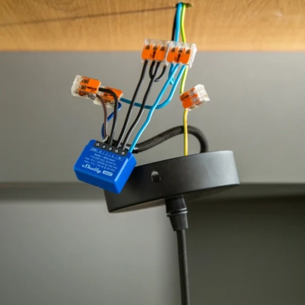 Shelly 1 Mini Gen3 - Módulo para Interruptor 1 botão ou Portão de Garagem 8A WiFi/BT