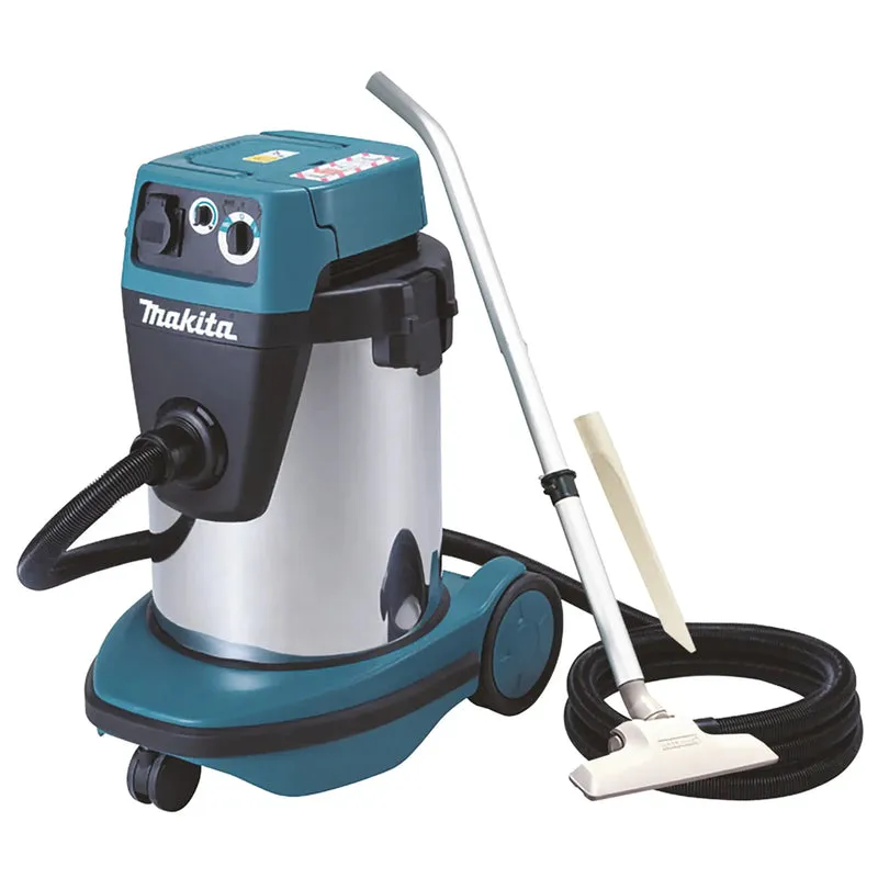 Canister vacuum cleaner Makita VC3210LX1 1050W