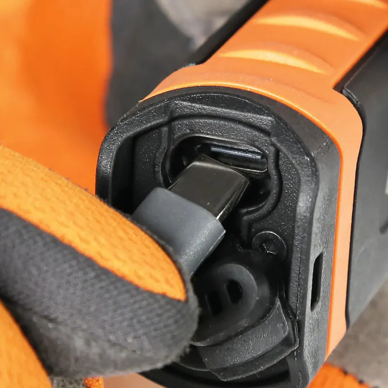 LED Torch Beta 1833 MW