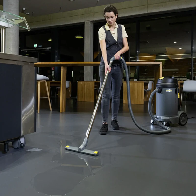 Karcher NT 48/1 1380W Solid-Liquid Vacuum Cleaner