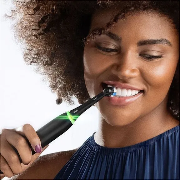 Oral-B iO Series 5s Electric Toothbrush, Black