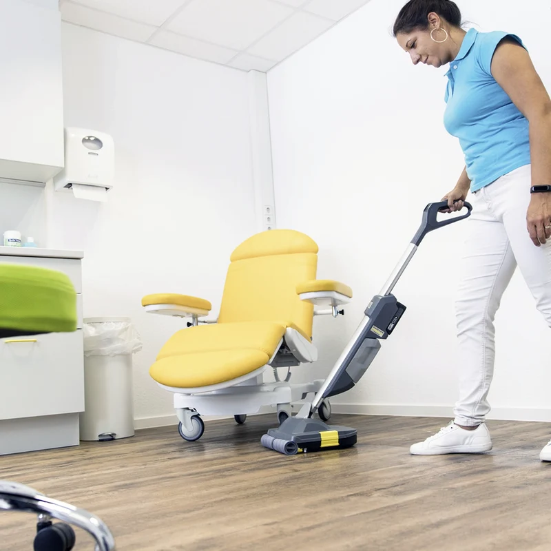 Floor Scrubber Dryer Karcher BR 30/1 C Bp Pack 18V 3Ah