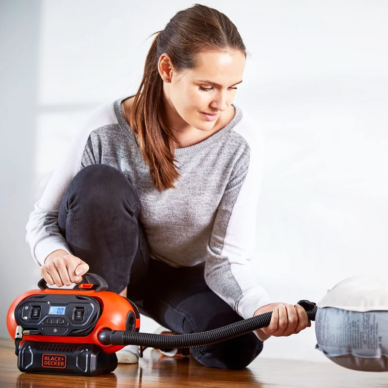 Portable Compressor Black+Decker BDCINF18N-QS 18V