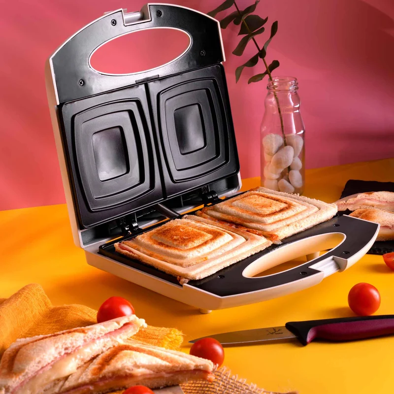 Sandwich maker Jata JESW1232, 750 W