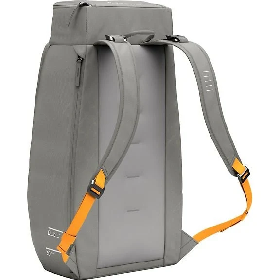 Db Hugger Backpack 30L, Sand Grey